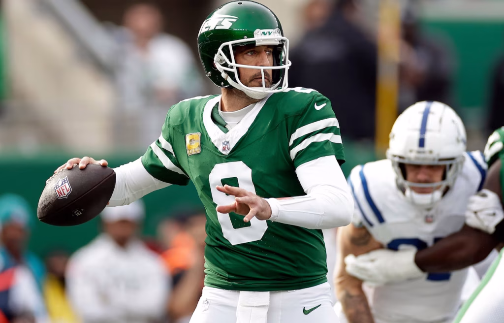 The star of the Pittsburgh Steelers asks supporters to be patient with Aaron Rodgers.